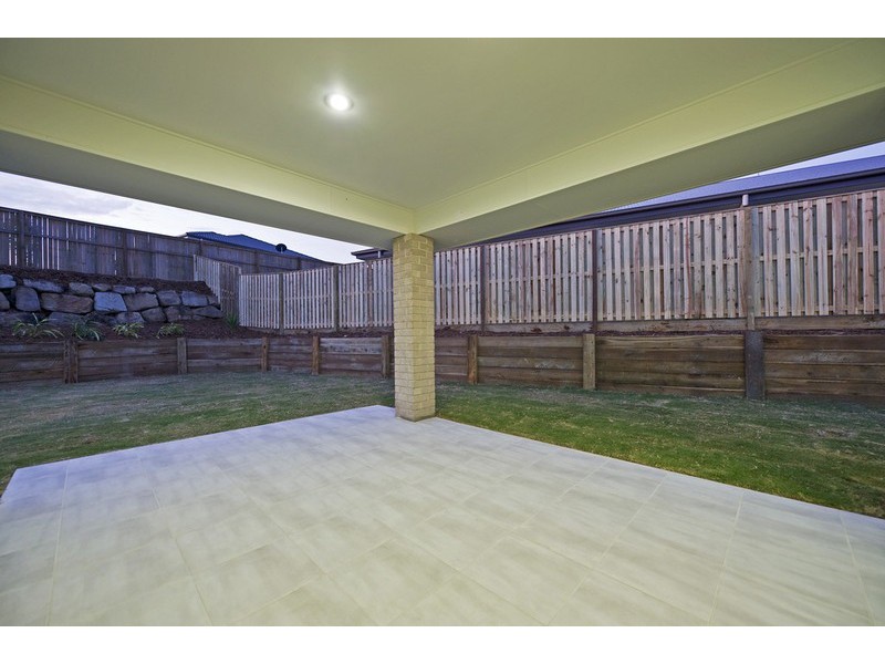 59 Wunburra Circle, Pacific Pines QLD 4211