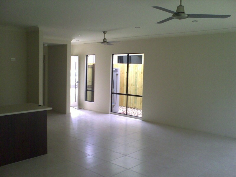 4/44 Careel Close, Helensvale QLD 4212