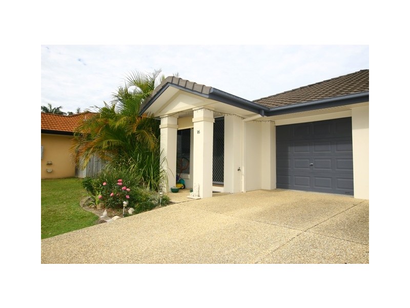 16/2 Anaheim Drive, Helensvale QLD 4212