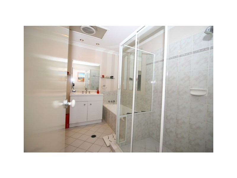 16/2 Anaheim Drive, Helensvale QLD 4212