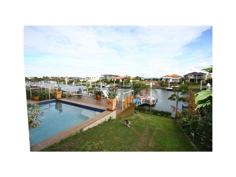 7405 Ellensbrook Drive, Hope Island QLD 4212