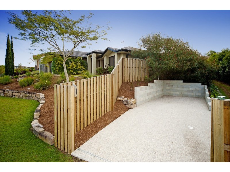 40 Penrhyn Street, Pacific Pines QLD 4211