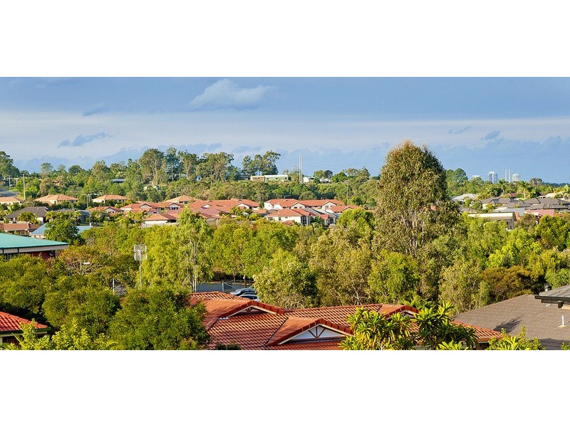 40 Penrhyn Street, Pacific Pines QLD 4211