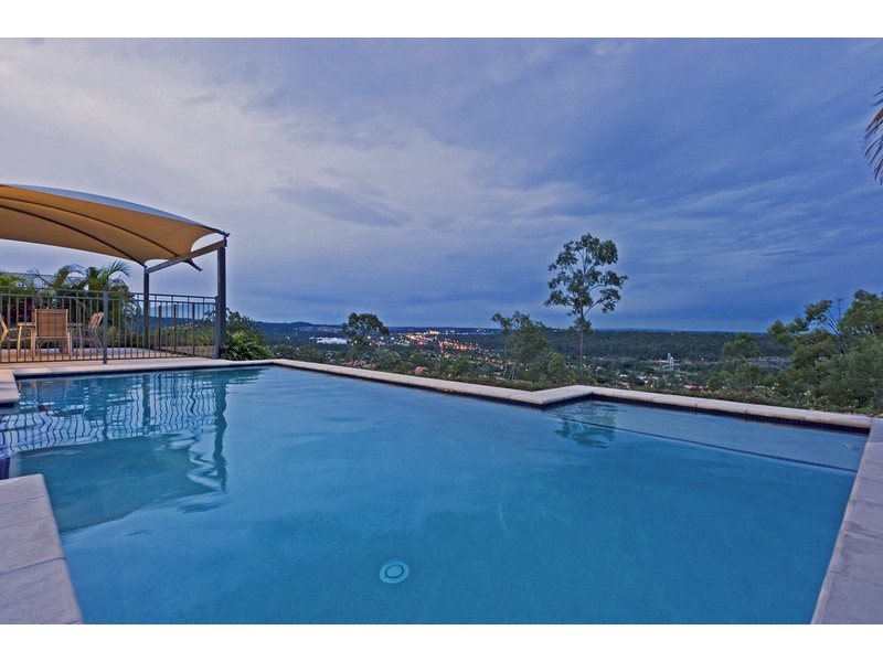 55 Hillary Circuit, Pacific Pines QLD 4211