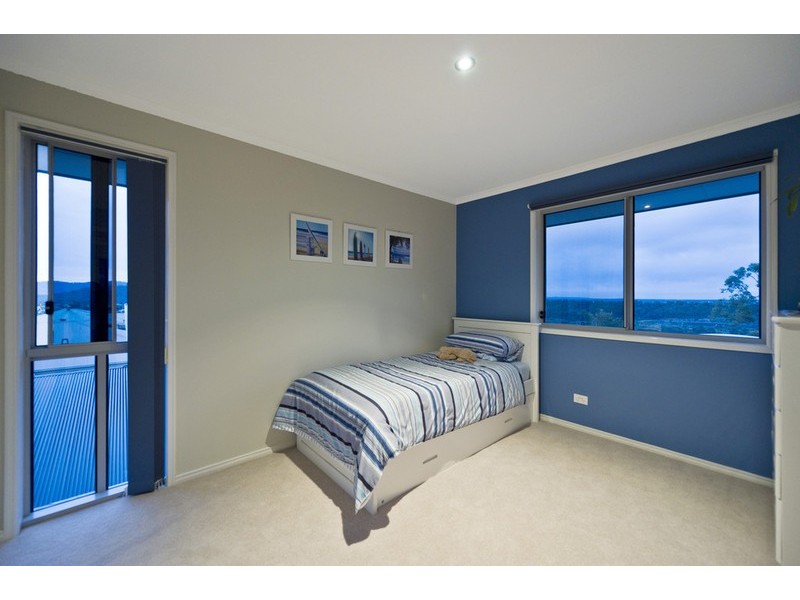 55 Hillary Circuit, Pacific Pines QLD 4211