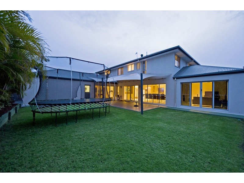 55 Hillary Circuit, Pacific Pines QLD 4211