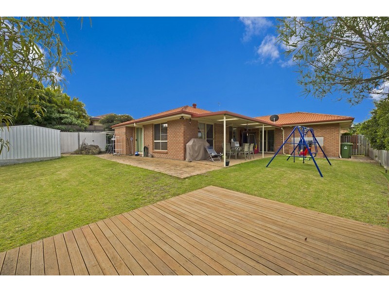 13 Penrhyn Street, Pacific Pines QLD 4211