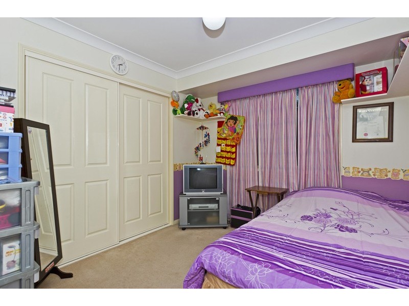 13 Penrhyn Street, Pacific Pines QLD 4211