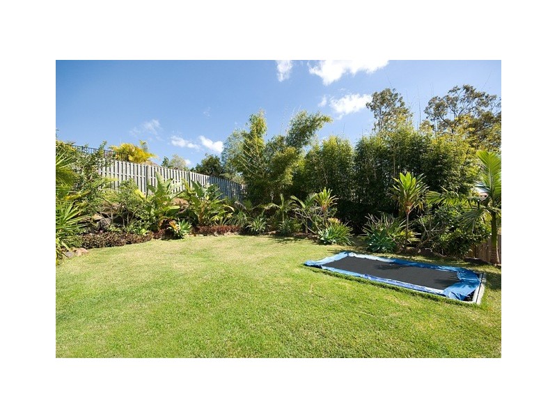 4 Hillary Circuit, Pacific Pines QLD 4211