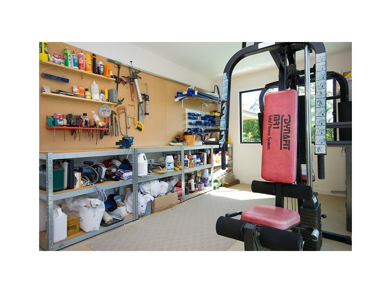 4 Hillary Circuit, Pacific Pines QLD 4211