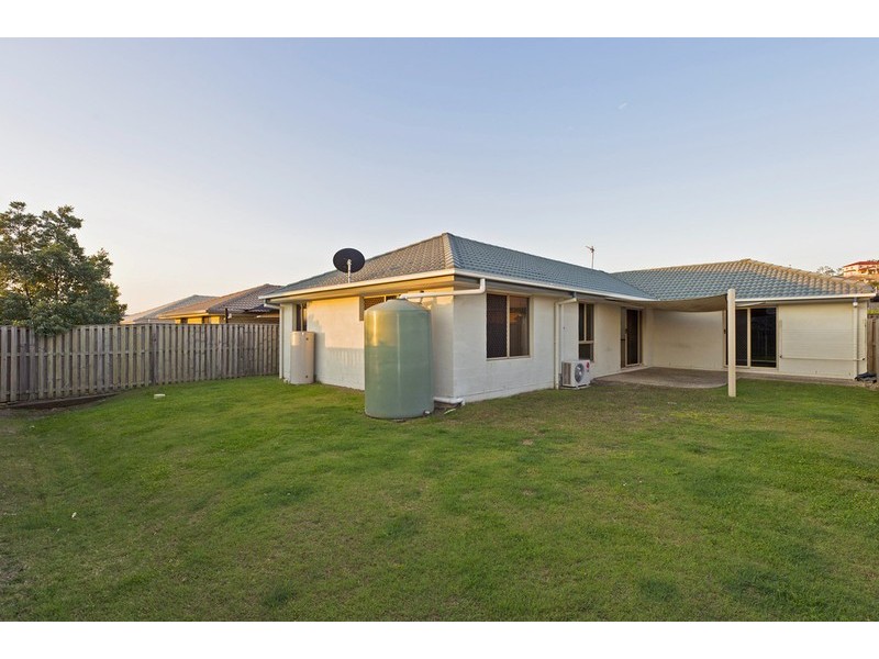 9 Taske Rise, Pacific Pines QLD 4211