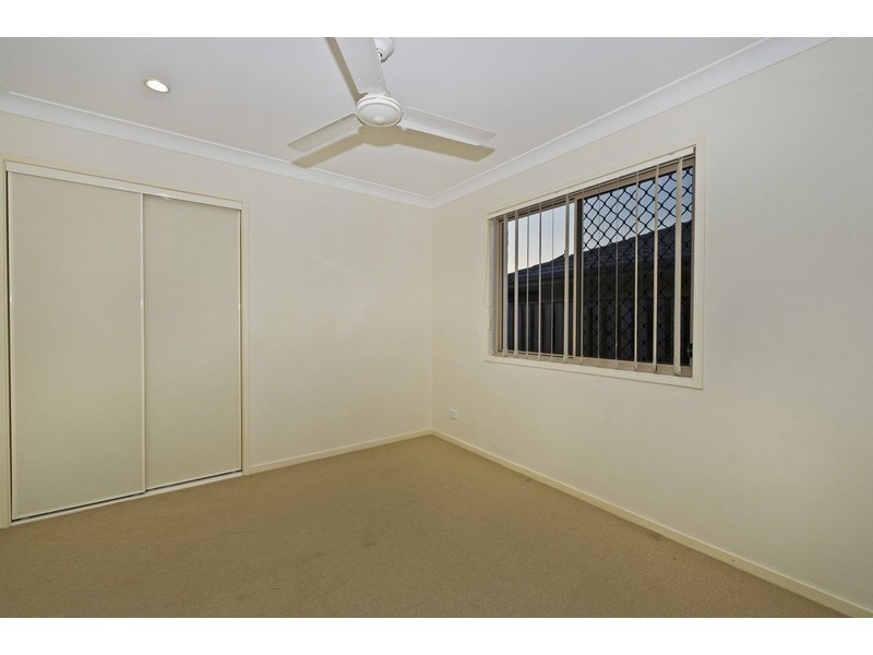 9 Taske Rise, Pacific Pines QLD 4211