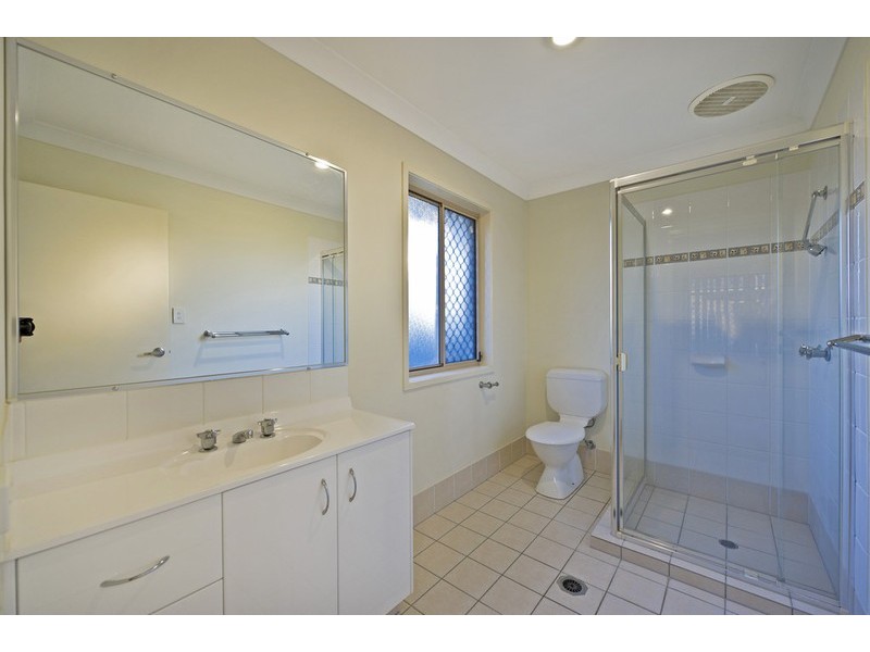 9 Taske Rise, Pacific Pines QLD 4211