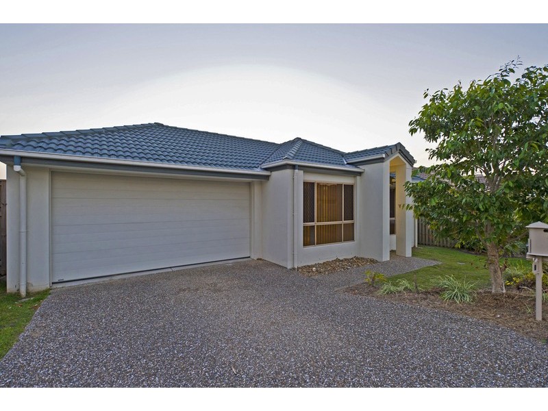 9 Taske Rise, Pacific Pines QLD 4211
