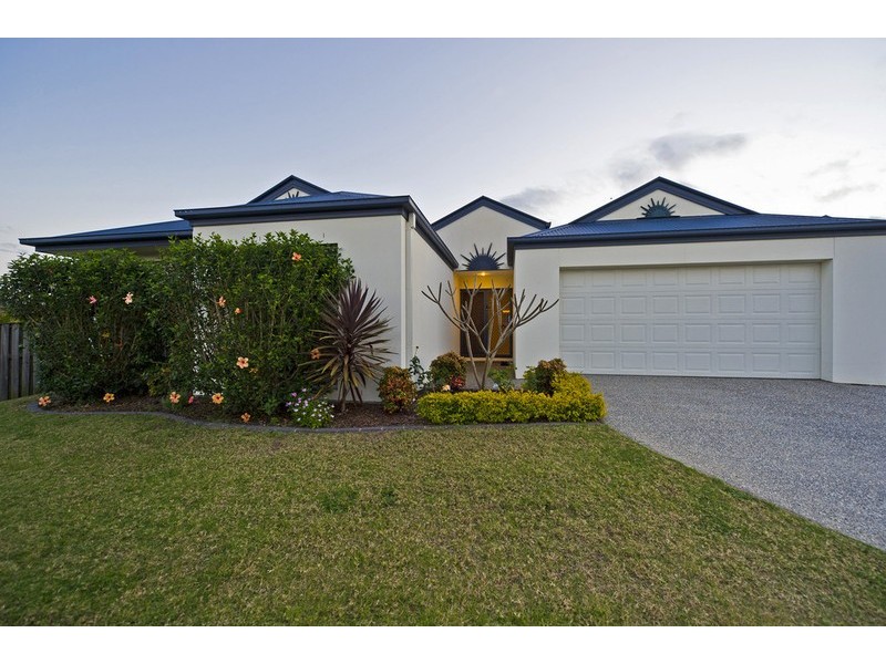 4A Whitely Circuit, Maudsland QLD 4210