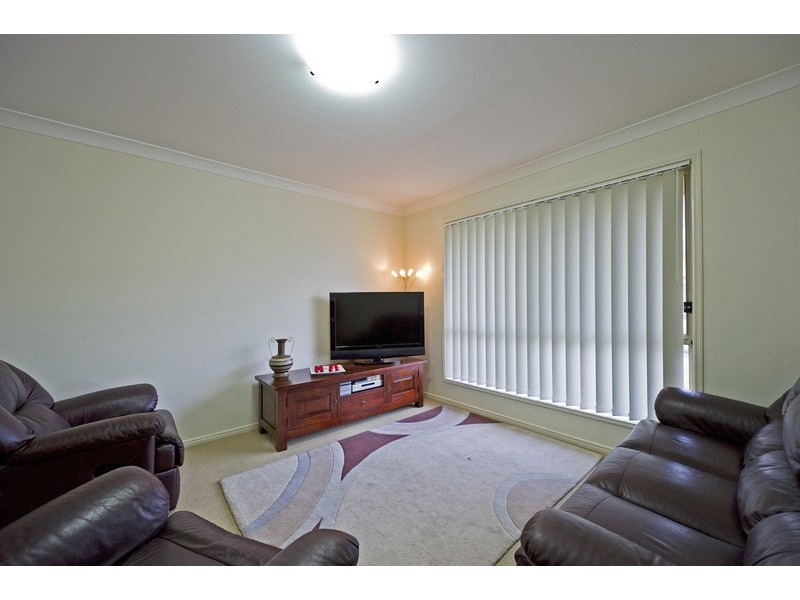 24 Lilyvale Crescent, Ormeau QLD 4208