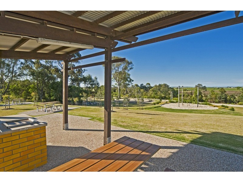 24 Lilyvale Crescent, Ormeau QLD 4208