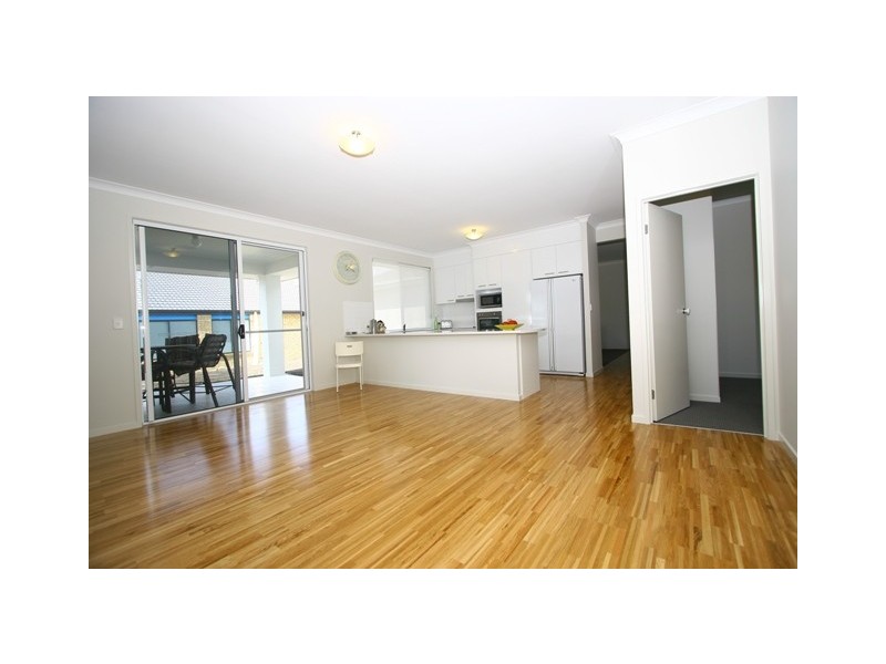 11 Treecreeper Crescent, Upper Coomera QLD 4209