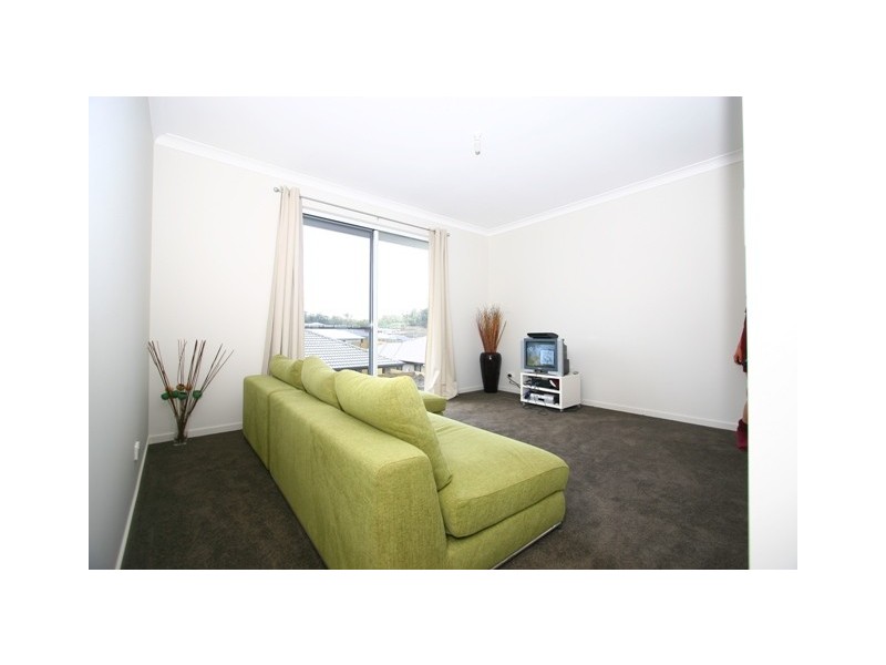 11 Treecreeper Crescent, Upper Coomera QLD 4209