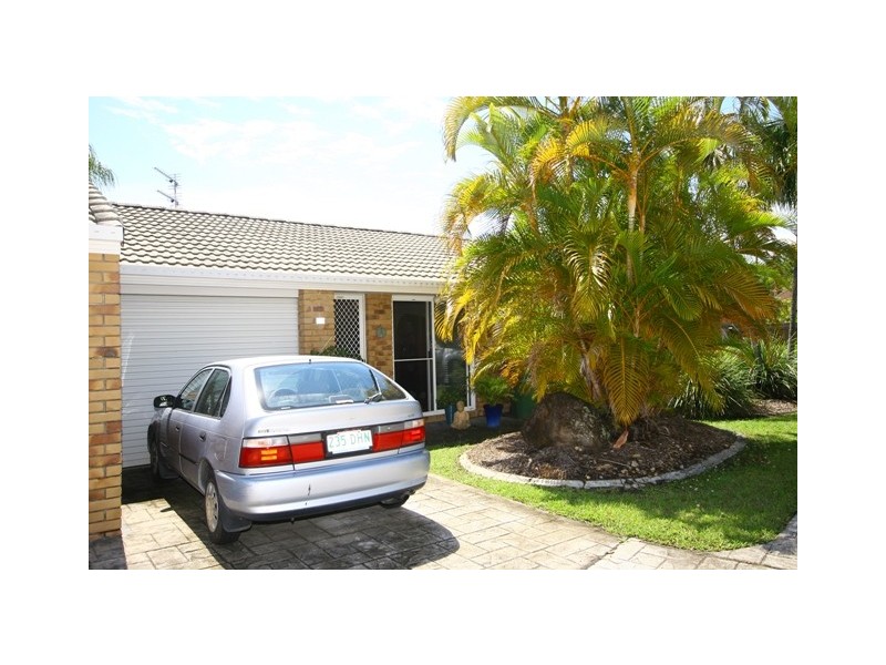 18/45 Village Way, Oxenford QLD 4210