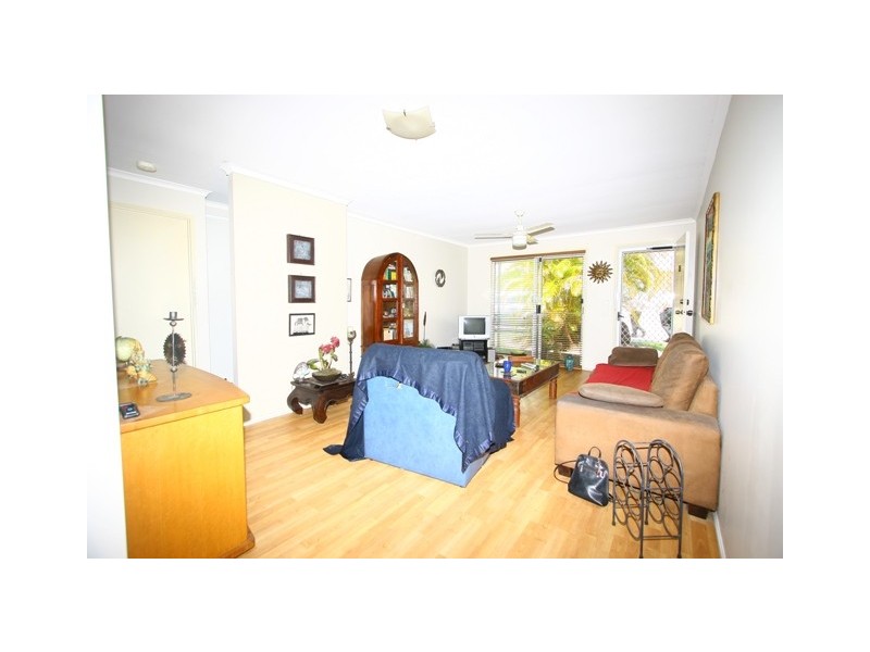 18/45 Village Way, Oxenford QLD 4210