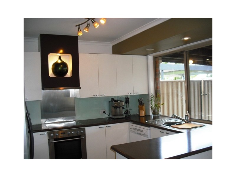 14 Pomona Court, Helensvale QLD 4212