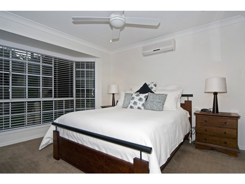 70 Riversdale Road, Oxenford QLD 4210