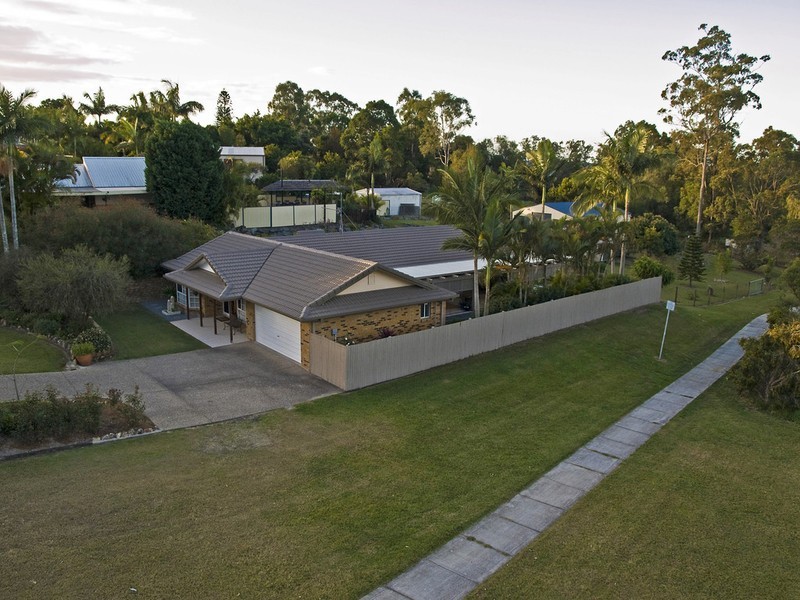 70 Riversdale Road, Oxenford QLD 4210