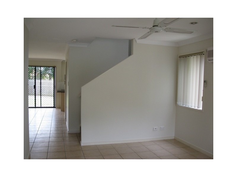 53/74 Universal Street, Pacific Pines QLD 4211