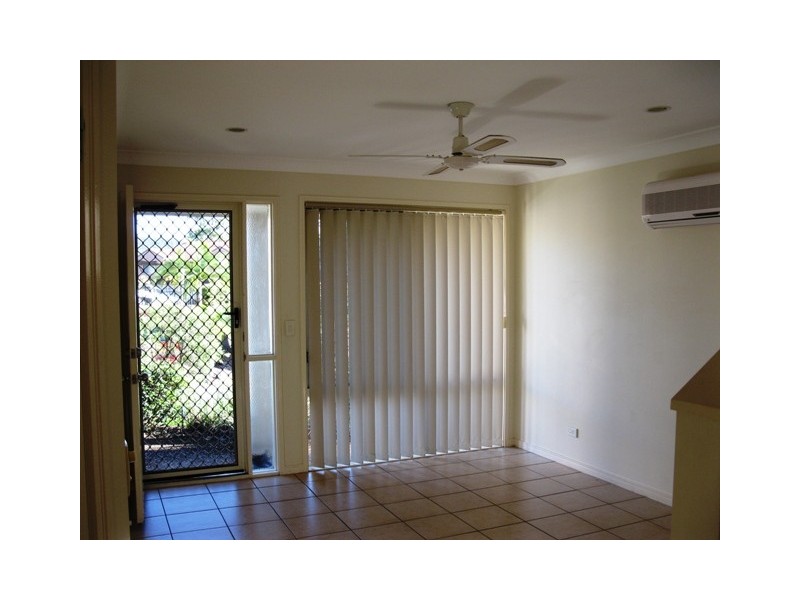 53/74 Universal Street, Pacific Pines QLD 4211