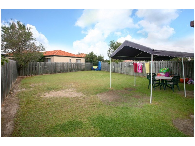 24/19 Harrow Place, Arundel QLD 4214