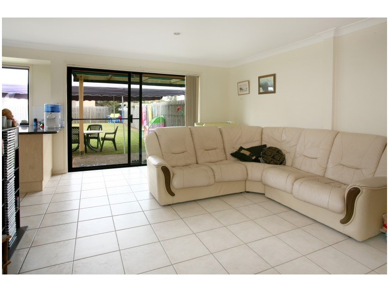 24/19 Harrow Place, Arundel QLD 4214