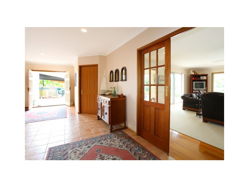 2 Urangan Court, Helensvale QLD 4212