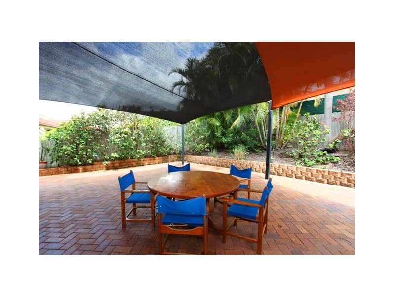 2 Urangan Court, Helensvale QLD 4212