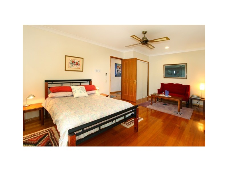 2 Urangan Court, Helensvale QLD 4212