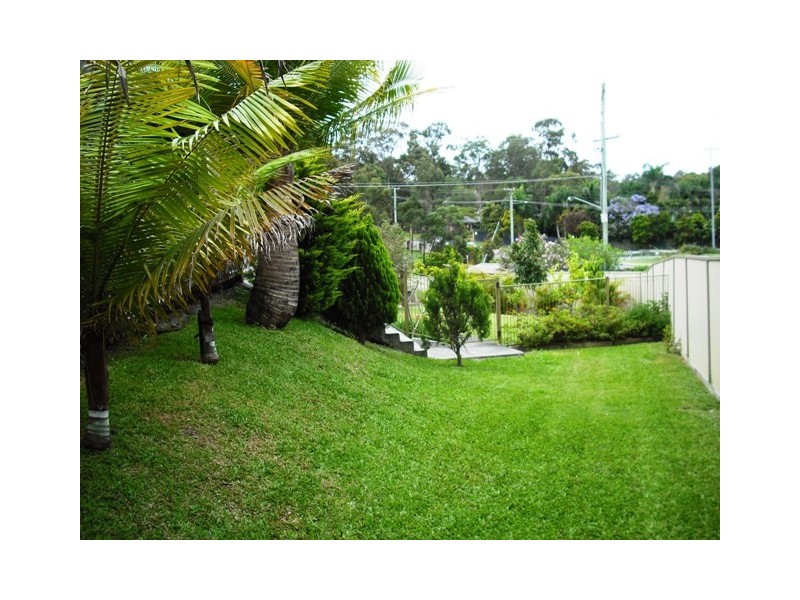 11 Tocumwal Court, Helensvale QLD 4212