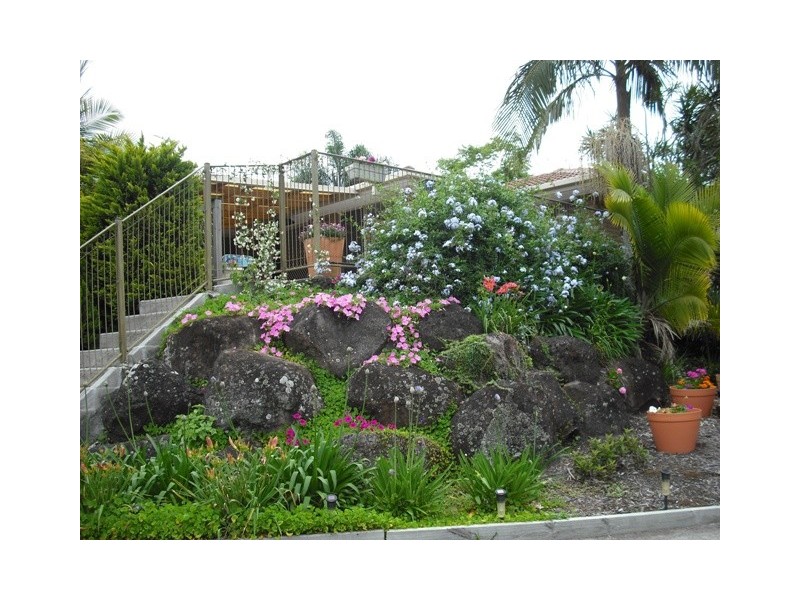 11 Tocumwal Court, Helensvale QLD 4212