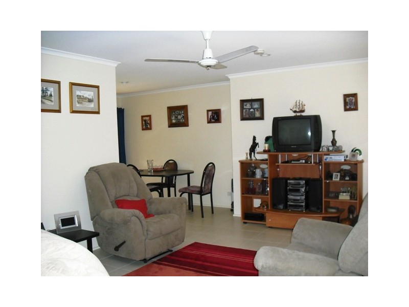 11 Tocumwal Court, Helensvale QLD 4212
