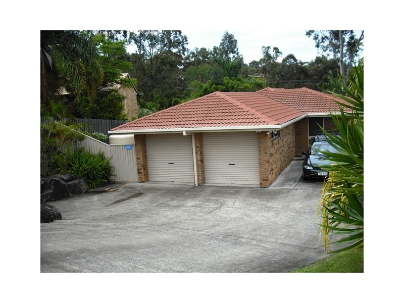 11 Tocumwal Court, Helensvale QLD 4212