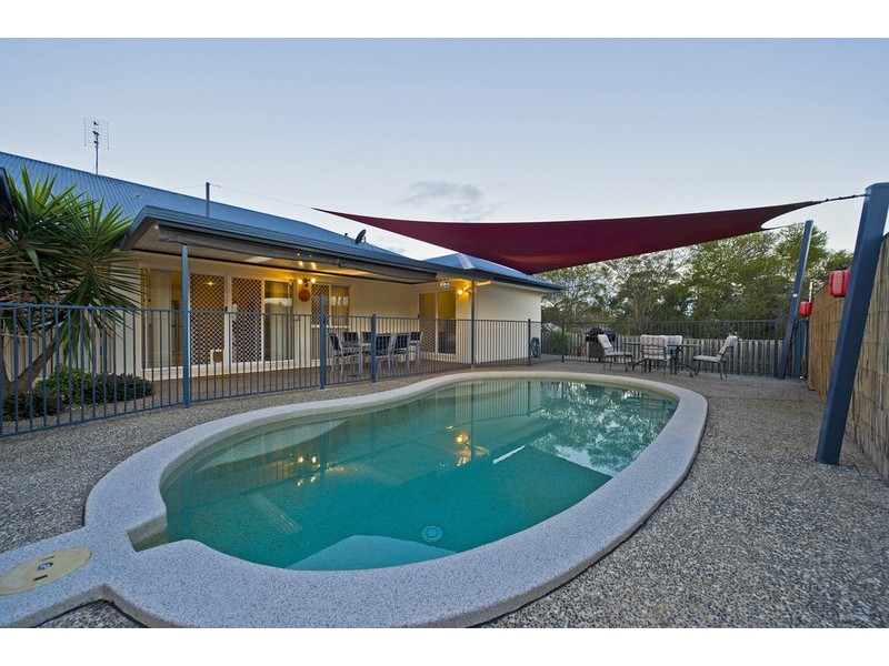 4A Whitely Circuit, Maudsland QLD 4210