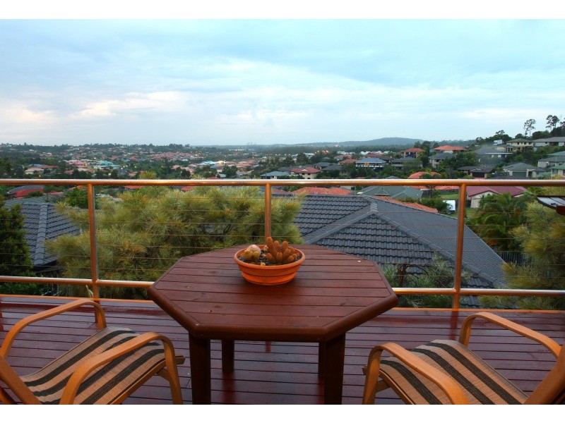 24 Yaldara Street, Pacific Pines QLD 4211