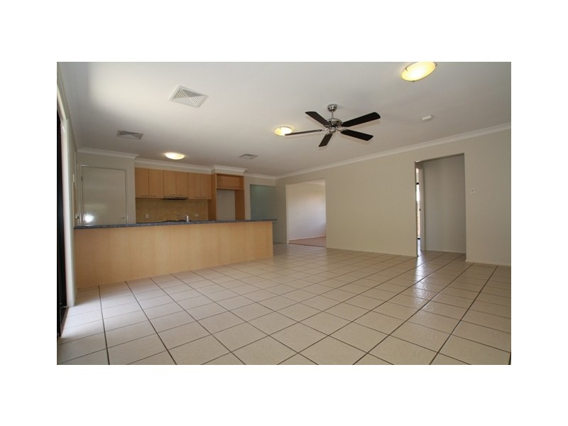 4 Springwood Avenue, Pacific Pines QLD 4211