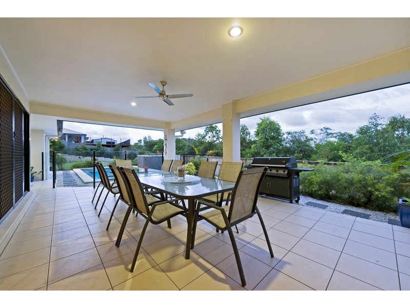 3 Bimberi Row, Pacific Pines QLD 4211