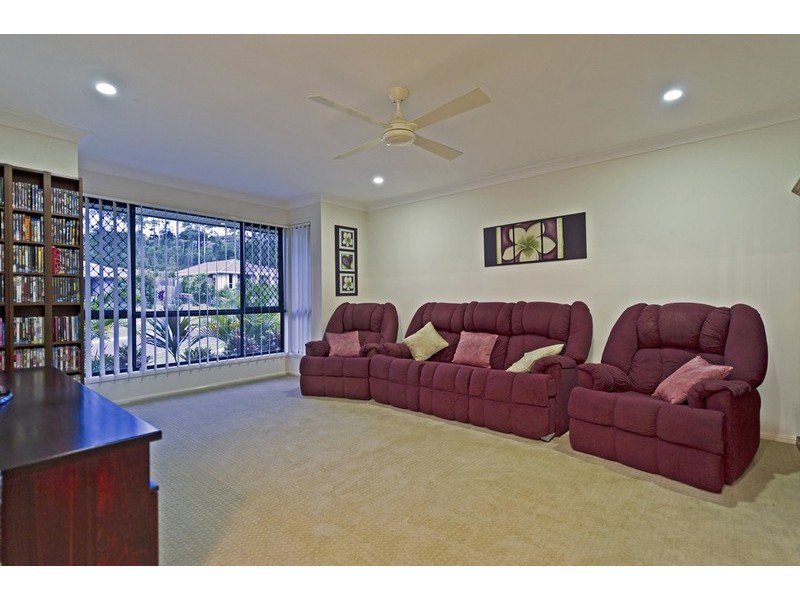 3 Bimberi Row, Pacific Pines QLD 4211