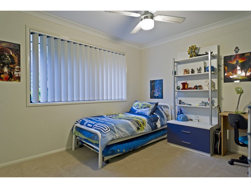 3 Bimberi Row, Pacific Pines QLD 4211