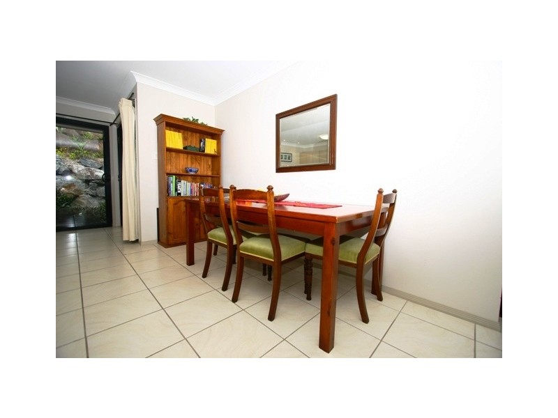 12/136 Pacific Pines Blvd, Pacific Pines QLD 4211