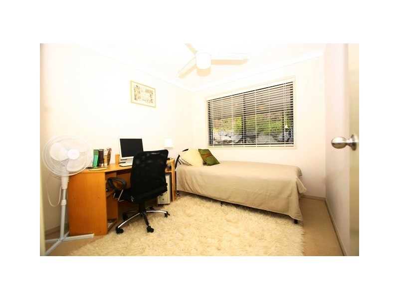 12/136 Pacific Pines Blvd, Pacific Pines QLD 4211