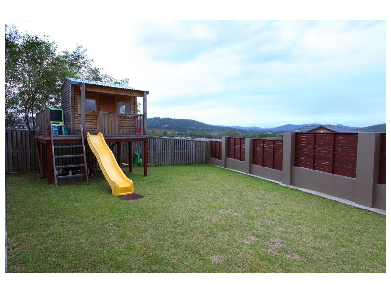 10 Pritchard Court, Pacific Pines QLD 4211