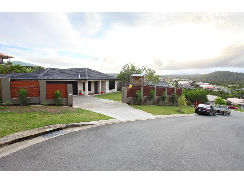 10 Pritchard Court, Pacific Pines QLD 4211