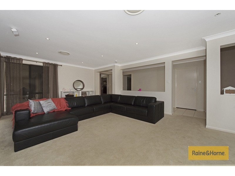 56 Regatta Avenue, Oxenford QLD 4210